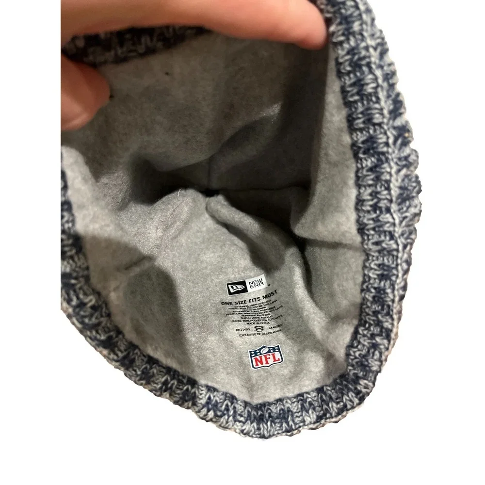 New Era Dallas Cowboys Mens‎ Beanie Hat Pom Cuffed Knit Fleece Lined Navy White